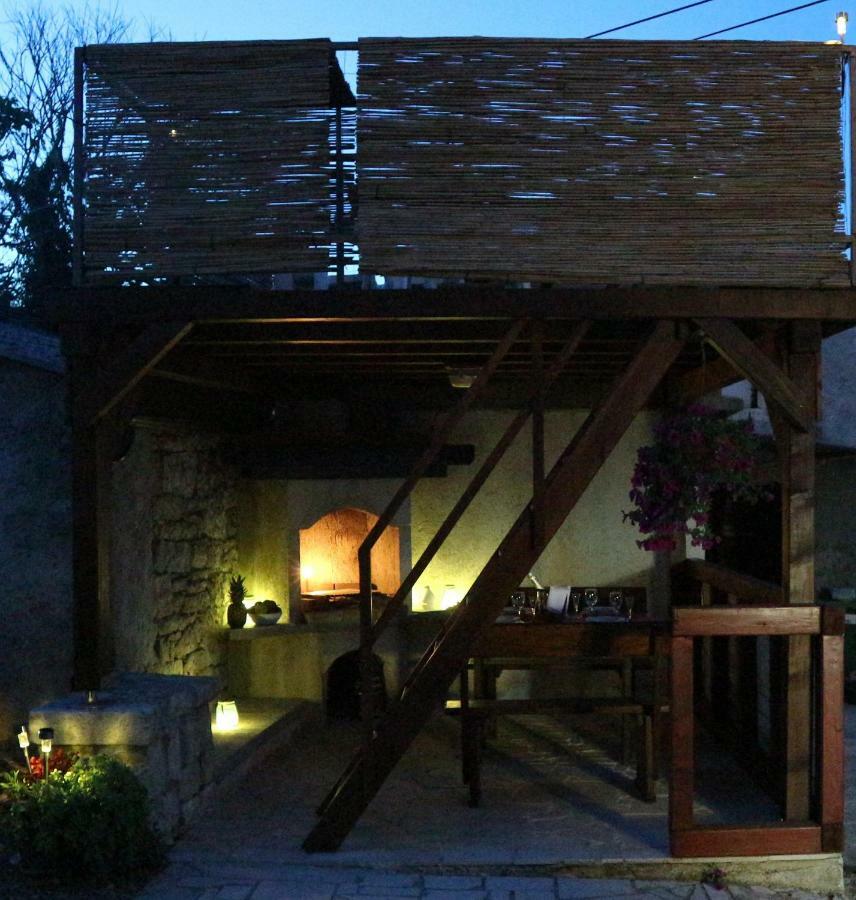 Villa Palace Peruški المظهر الخارجي الصورة